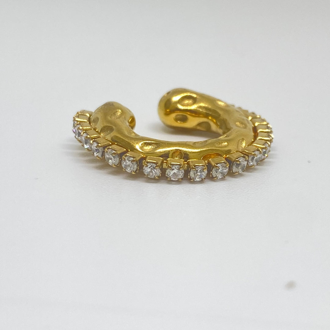 Ear cuff Kia
