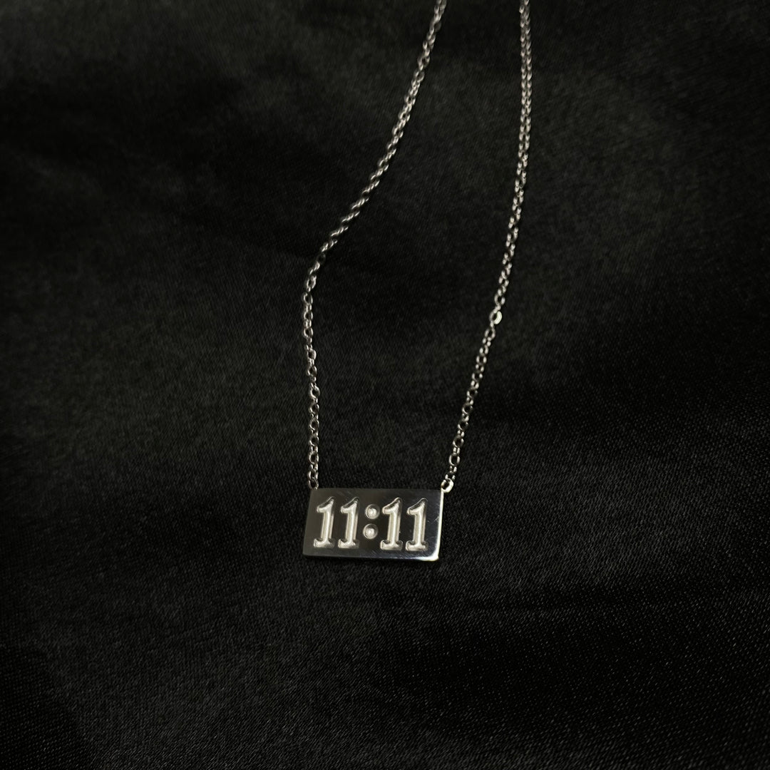 Collar 11:11