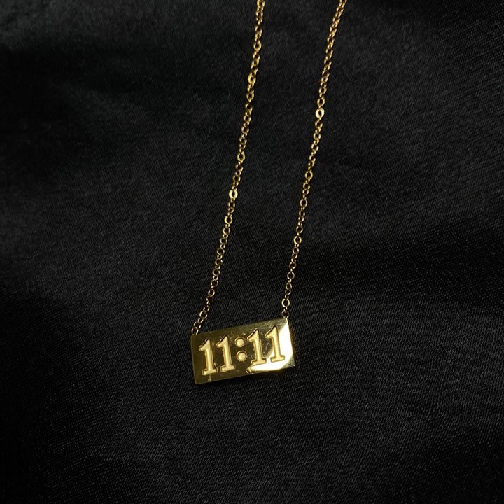 Collar 11:11