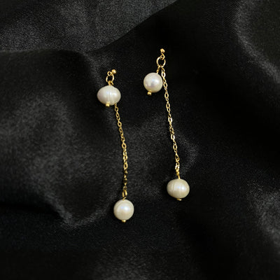Aretes Tara con perlas de oro laminado 18 K.