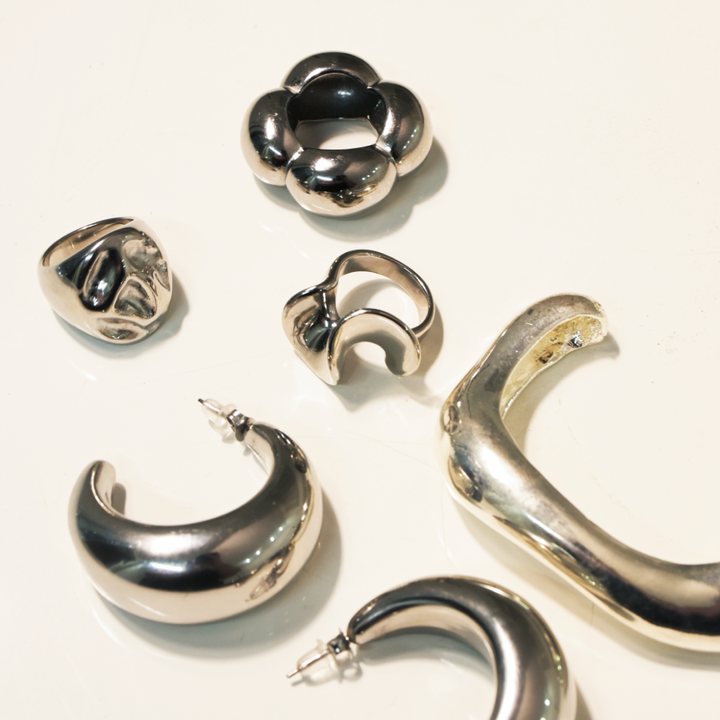 Arracadas Katerina chunky media luna de acero inoxidable - AMATINA Joyería