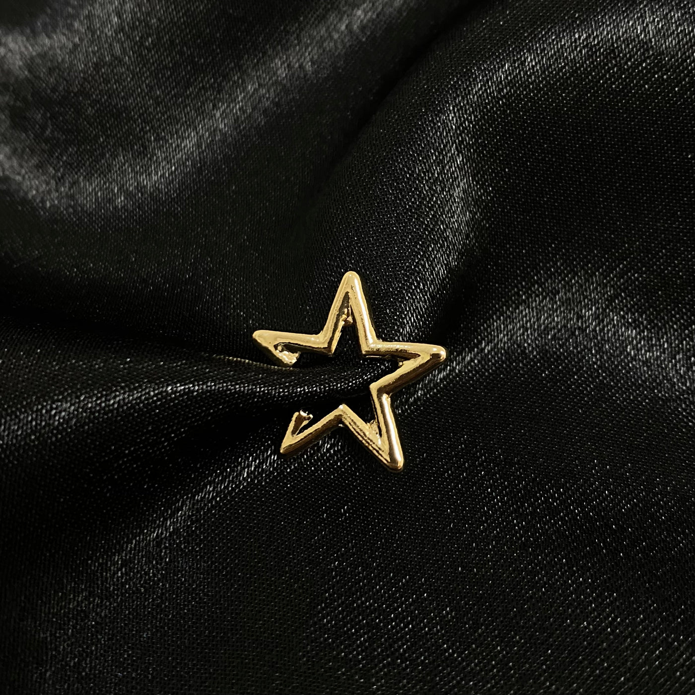 Earcuff Star de acero inoxidable