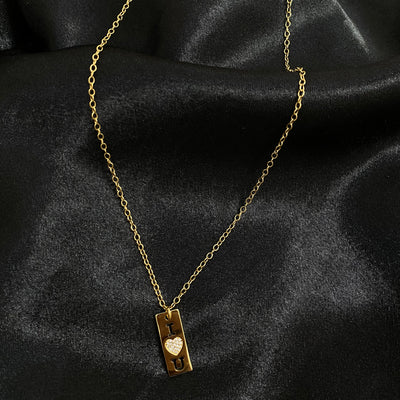 Collar I Love You de chapa de oro.
