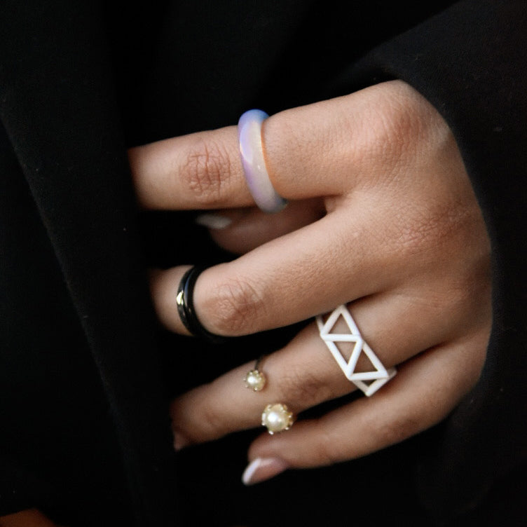 Anillos Triángulos estilo esmaltado de colores
