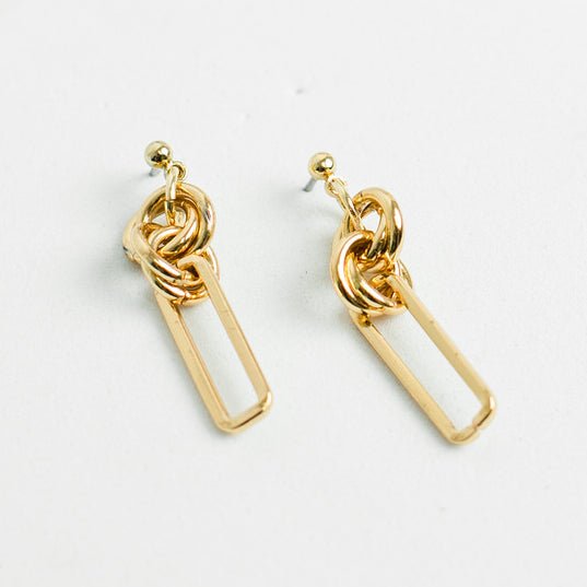 Aretes Roberta con chapa de oro de 18K - AMATINA Joyería