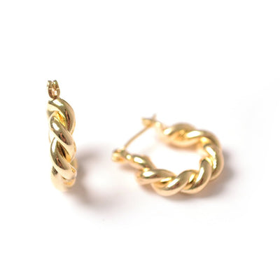 Arracada Lourdes con chapa de oro de 18K - AMATINA Joyería