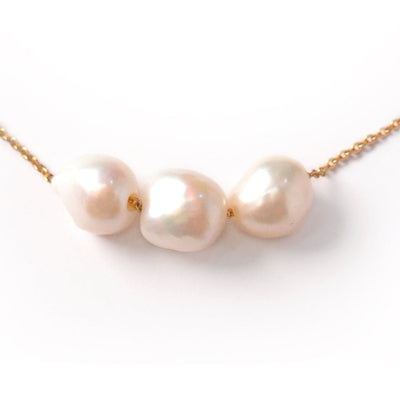 Collar amistad triple con perlas y chapa de oro de 18K - AMATINA Joyería