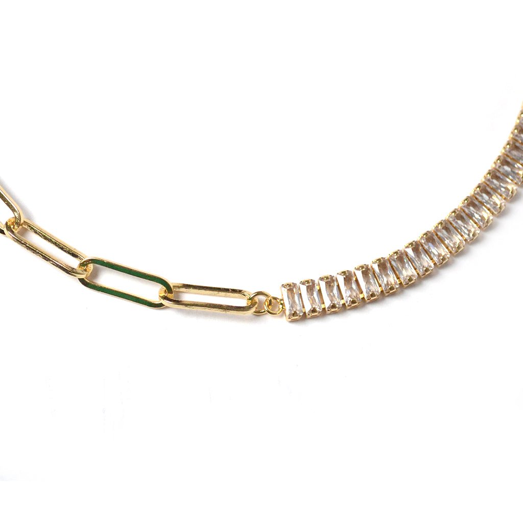 Collar Valentina con cadena y zirconias en oro laminado de 18K - AMATINA Joyería