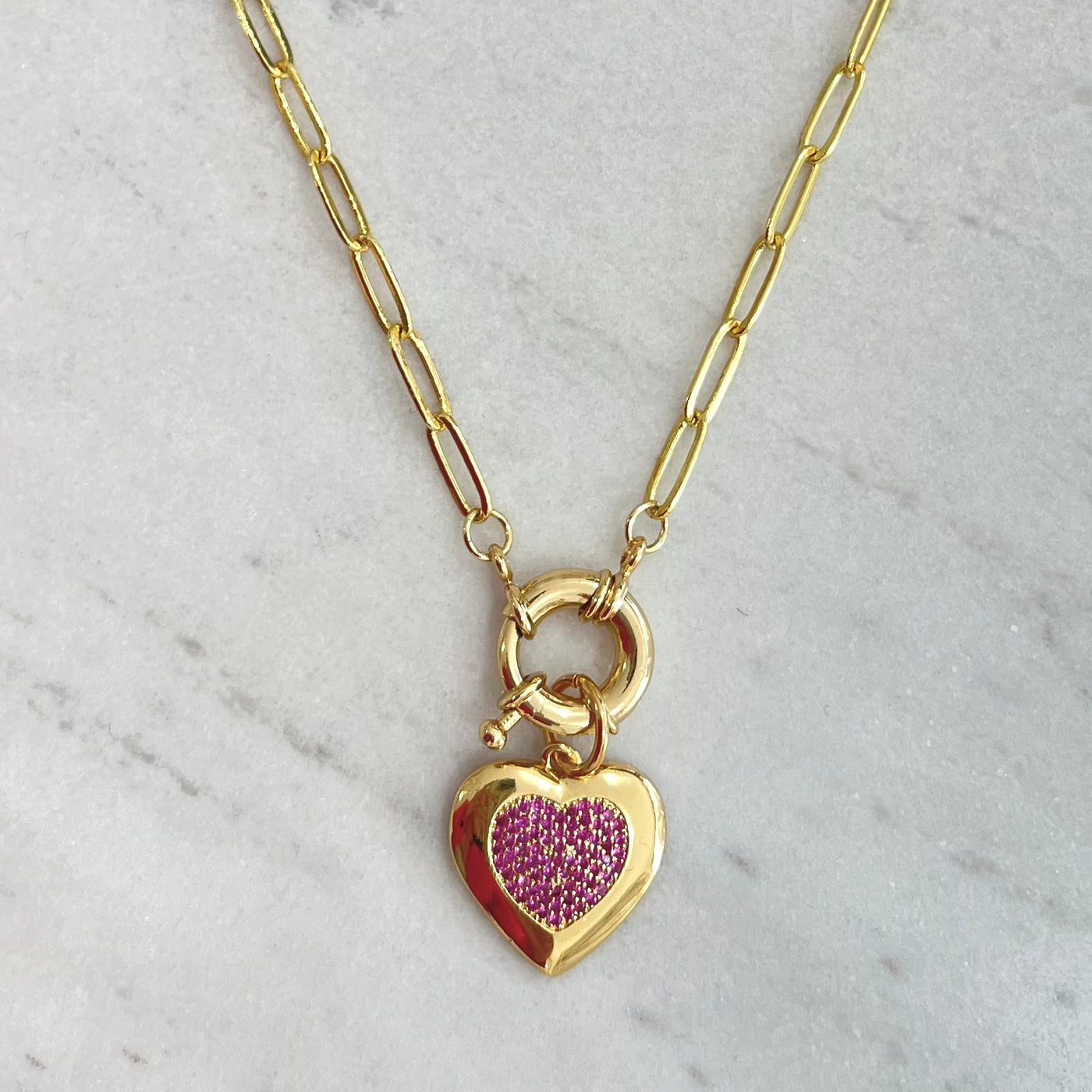 Collar San Valentín Vol. 1.1 con broche marinero y corazón con zirconias de oro laminado