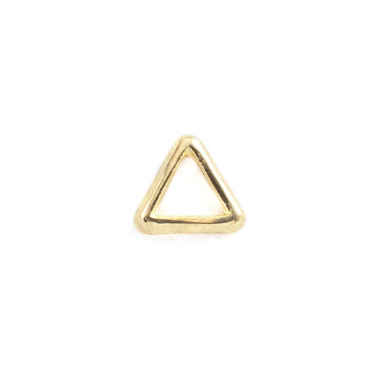 Piercing Jimena de oro de 10K en forma de triángulo - AMATINA Joyería